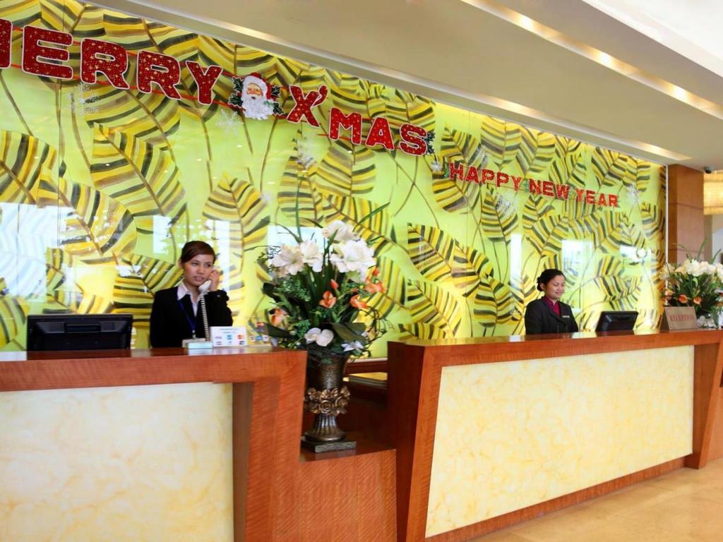 Muong Thanh Grand Ha Long Hotel מראה חיצוני תמונה